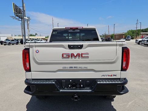 New 2026 GMC Sierra 1500 AT4X AWD/4WD image 4