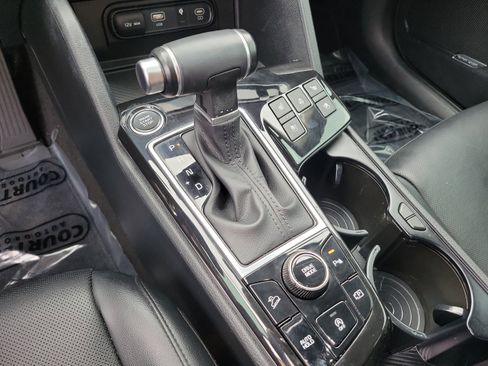 Certified 2023 Kia Sportage SX FWD image 12