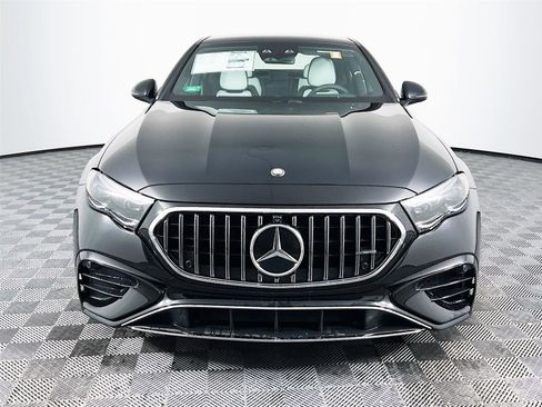New 2026 Mercedes-Benz E 53 AMG e 4MATIC Sedan image 9