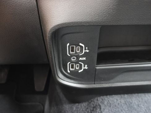 Used 2024 RAM 2500 Tradesman w/ Chrome Appearance Group AWD/4WD image 44