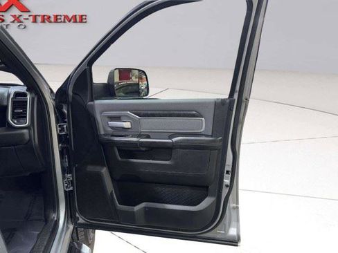 Used 2022 RAM 2500 Big Horn AWD/4WD image 50