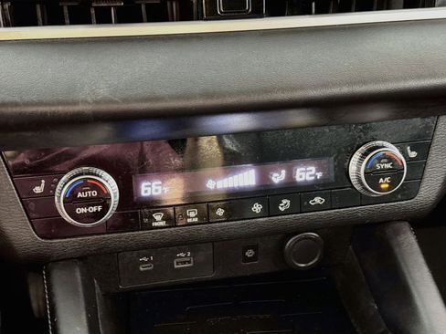 Used 2022 Mitsubishi Outlander SE FWD image 18
