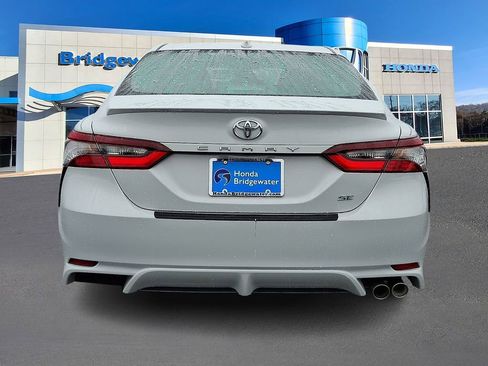 Used 2024 Toyota Camry SE w/ Cold Weather Package image 5