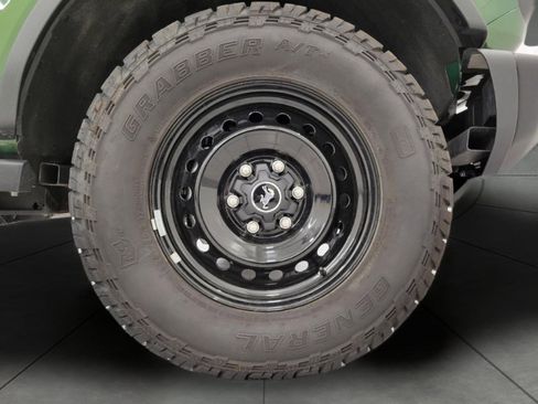 Used 2023 Ford Bronco Black Diamond AWD/4WD image 4