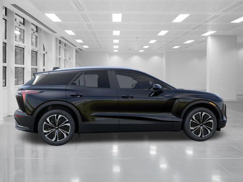 Used 2024 Chevrolet Blazer EV LT AWD/4WD image 6