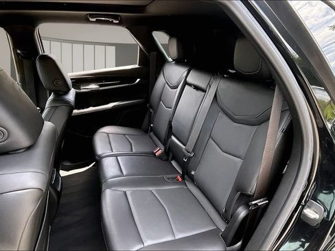 Certified 2022 Cadillac XT5 Premium Luxury FWD image 26