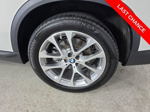 Used 2026 BMW X5 xDrive40i AWD/4WD image 17