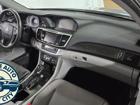 Used 2015 Honda Accord EX-L image 36
