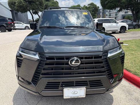 Used 2024 Lexus GX 550 w/ Accessory Package (Z1) AWD/4WD image 8