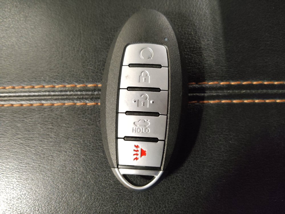 Used 2021 Nissan Sentra SR FWD image 32