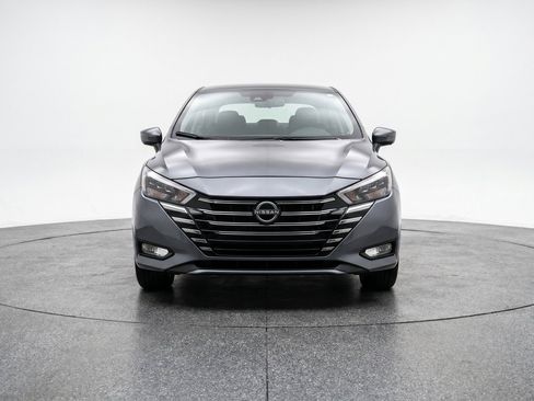 Used 2025 Nissan Versa SV FWD image 2