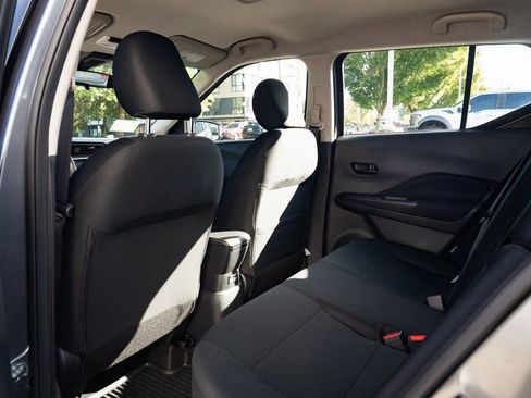 New 2025 Nissan Kicks Play S image 21