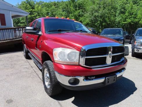 Used 2006 Dodge Ram 2500 Truck SLT w/ Light Group AWD/4WD image 4