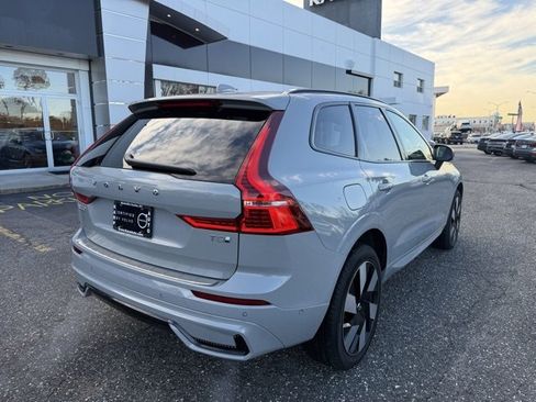 Used 2025 Volvo XC60 T8 Plus w/ Protection Package Premier image 13