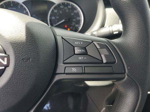 New 2025 Nissan Kicks Play S image 22