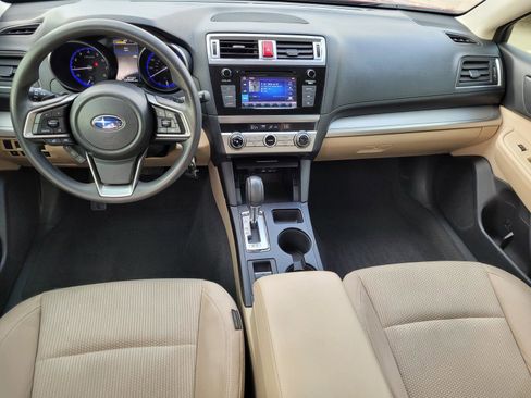 Used 2019 Subaru Outback 2.5i image 5