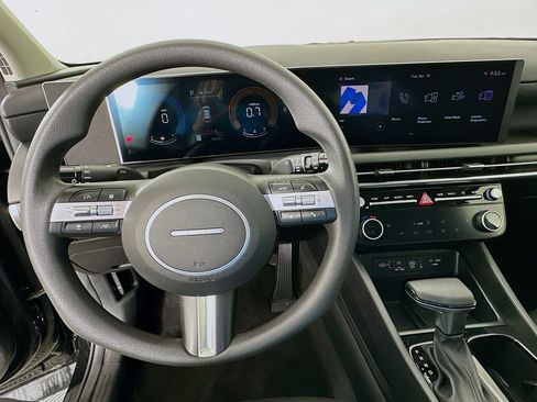 Certified 2025 Hyundai Tucson SEL image 11