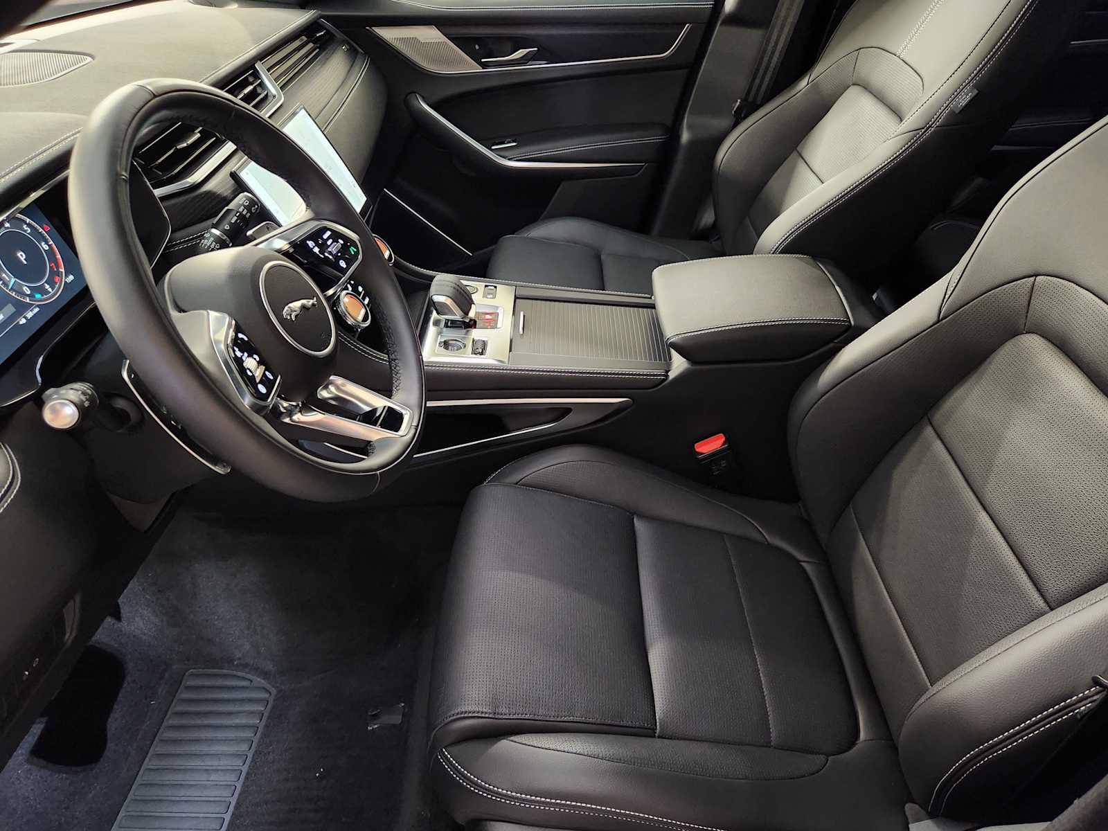 New 2026 Jaguar F-PACE R-Dynamic S AWD/4WD image 14