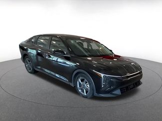 Used 2025 Kia K4 FWD video 2