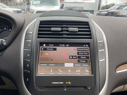 Used 2019 Lincoln MKC Select w/ Select Plus Package image 27