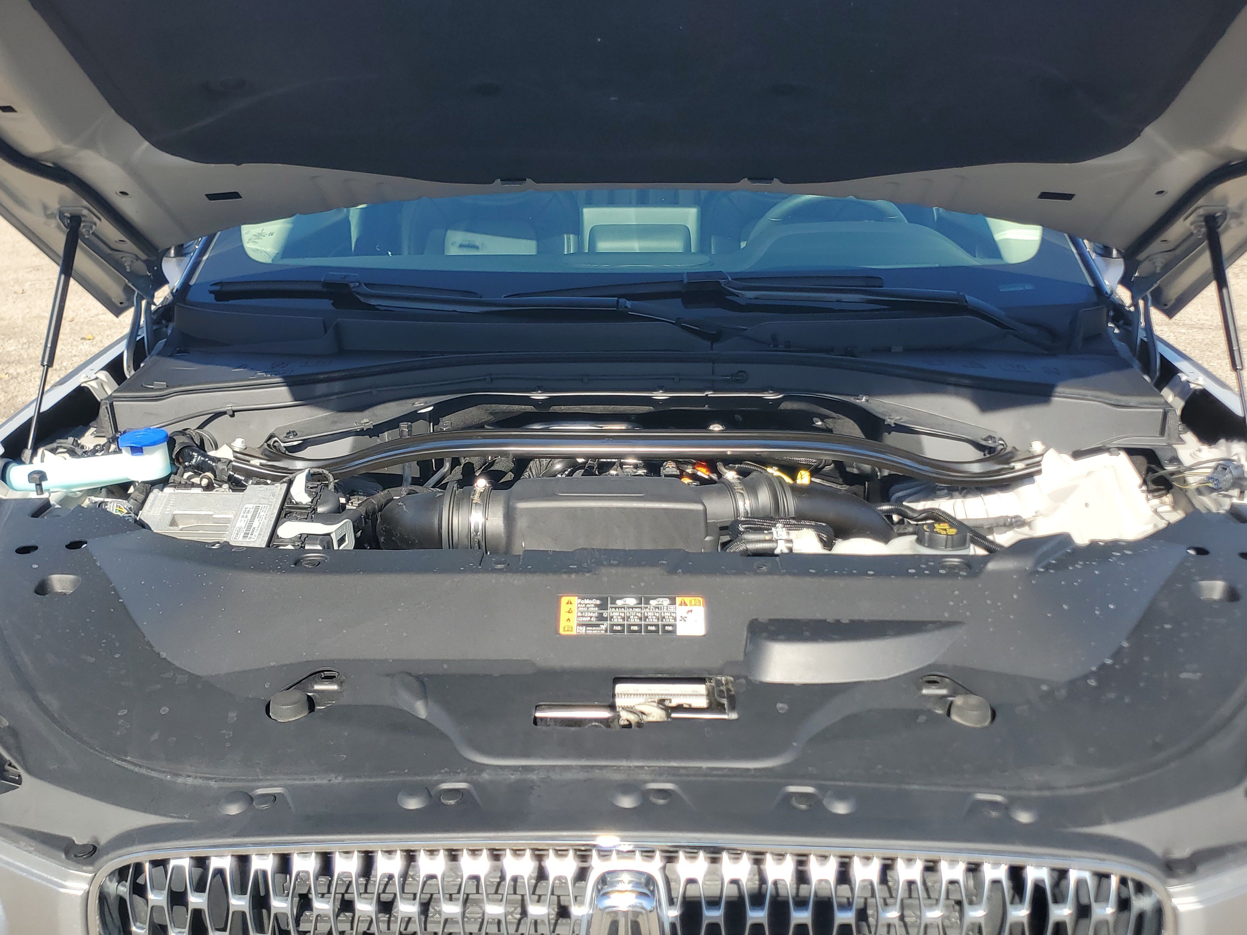 Used 2024 Lincoln Aviator Reserve w/ Equipment Group 201A AWD/4WD image 8
