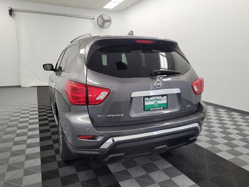 Used 2019 Nissan Pathfinder SV image 6