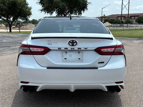 Used 2019 Toyota Camry XSE FWD image 5