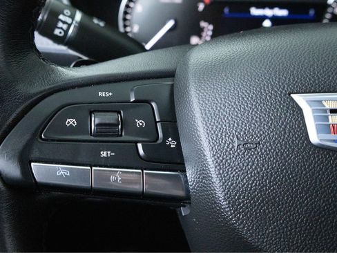Used 2022 Cadillac XT4 Premium Luxury w/ Safety Alert Package AWD/4WD image 17