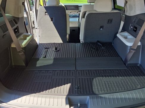 Used 2024 Hyundai Santa Fe Calligraphy image 20