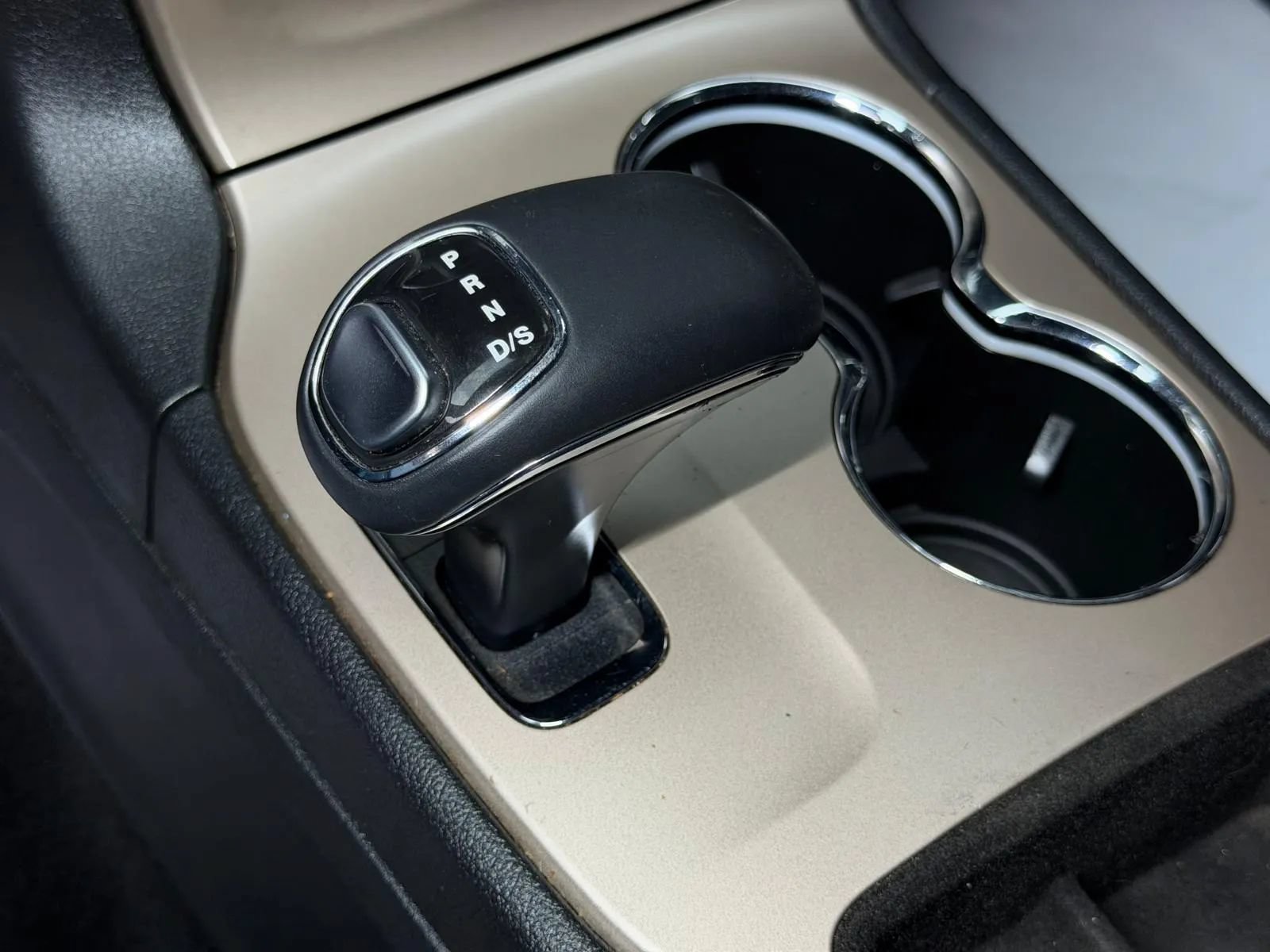 Used 2014 Jeep Grand Cherokee Limited RWD image 33