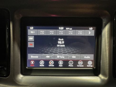 Used 2022 Dodge Challenger GT RWD image 4