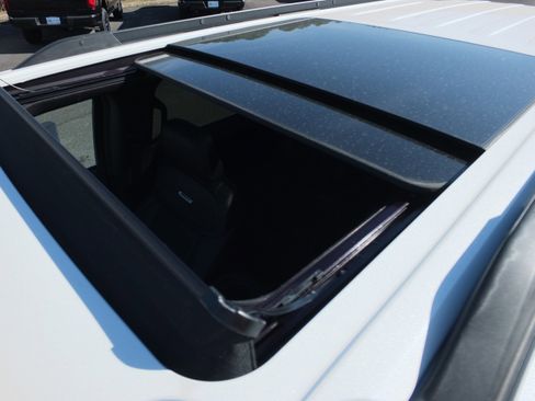 New 2025 Ford Expedition Max Platinum w/ Stealth Appearance Package image 9