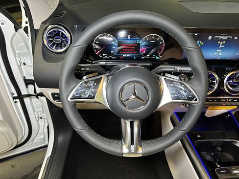 New 2026 Mercedes-Benz GLA 250 GLA 250 image 26