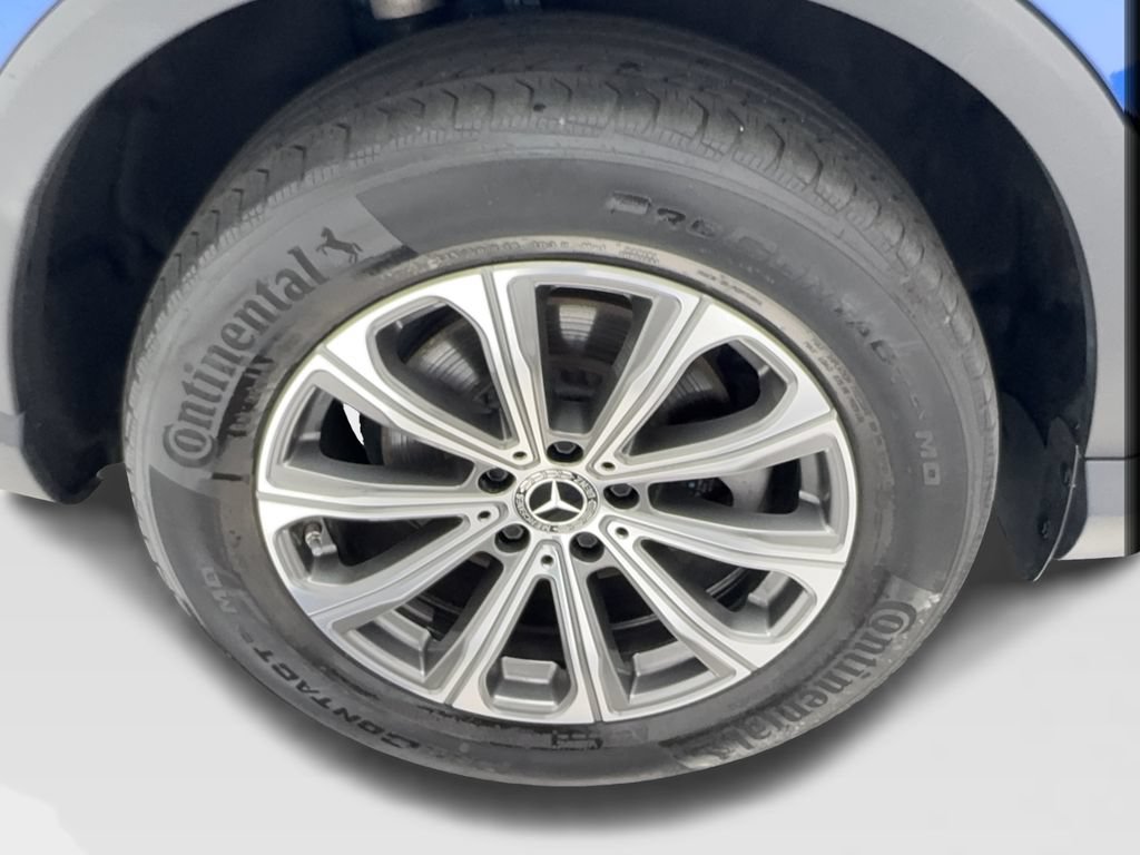 Used 2023 Mercedes-Benz GLC 300 4MATIC w/ Exclusive Trim Package image 17