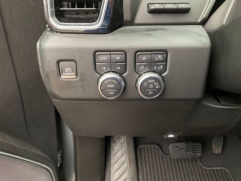 Used 2023 GMC Sierra 1500 Denali Ultimate AWD/4WD image 33