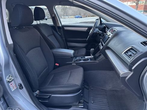 Used 2016 Subaru Outback 2.5i Premium image 20