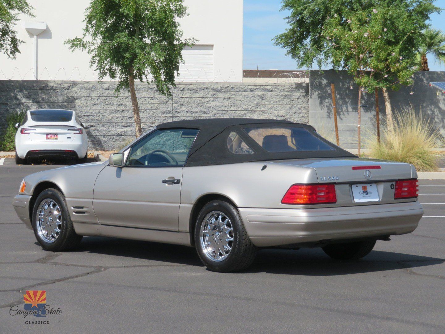 Used 1998 Mercedes-Benz SL 500 image 6
