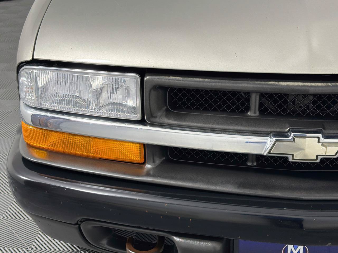 Used 2001 Chevrolet S10 Pickup 4x4 Extended Cab image 3