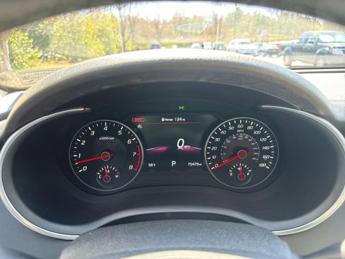 Used 2023 Kia Stinger GT2 AWD/4WD image 20