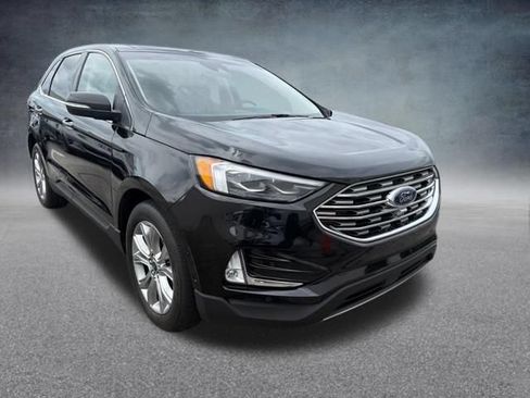 Used 2019 Ford Edge Titanium w/ Equipment Group 301A AWD/4WD image 4