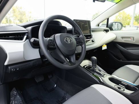 Certified 2026 Toyota Corolla LE w/ LE Premium Package FWD image 10
