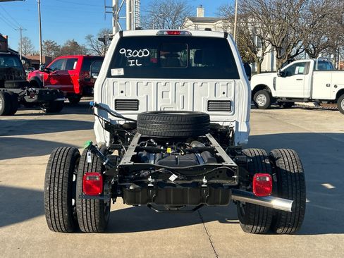 New 2026 Ford F350 XL image 3