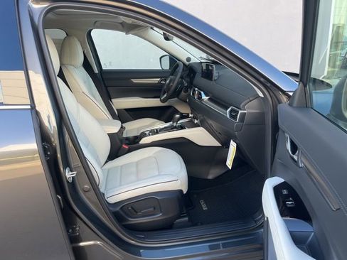 New 2025 MAZDA CX-5 AWD 2.5 S w/ Premium Plus Pkg image 29
