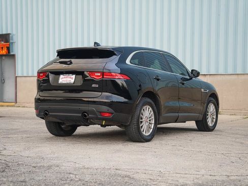 Used 2019 Jaguar F-PACE AWD/4WD image 13