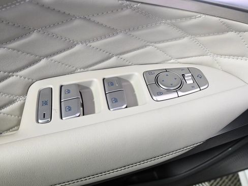 Used 2020 Genesis G70 3.3T w/ Prestige Package image 26