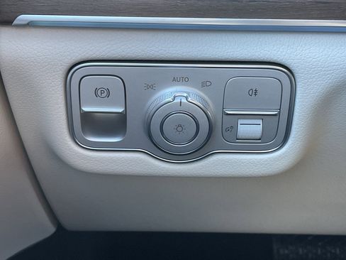 New 2026 Mercedes-Benz GLE 350 4MATIC image 21