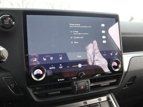 Used 2025 Lexus GX 550 550 Luxury image 24