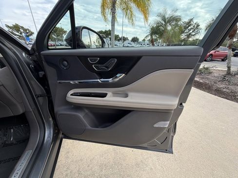 Used 2024 Lincoln Corsair Premiere w/ Equipment Group 102A image 32