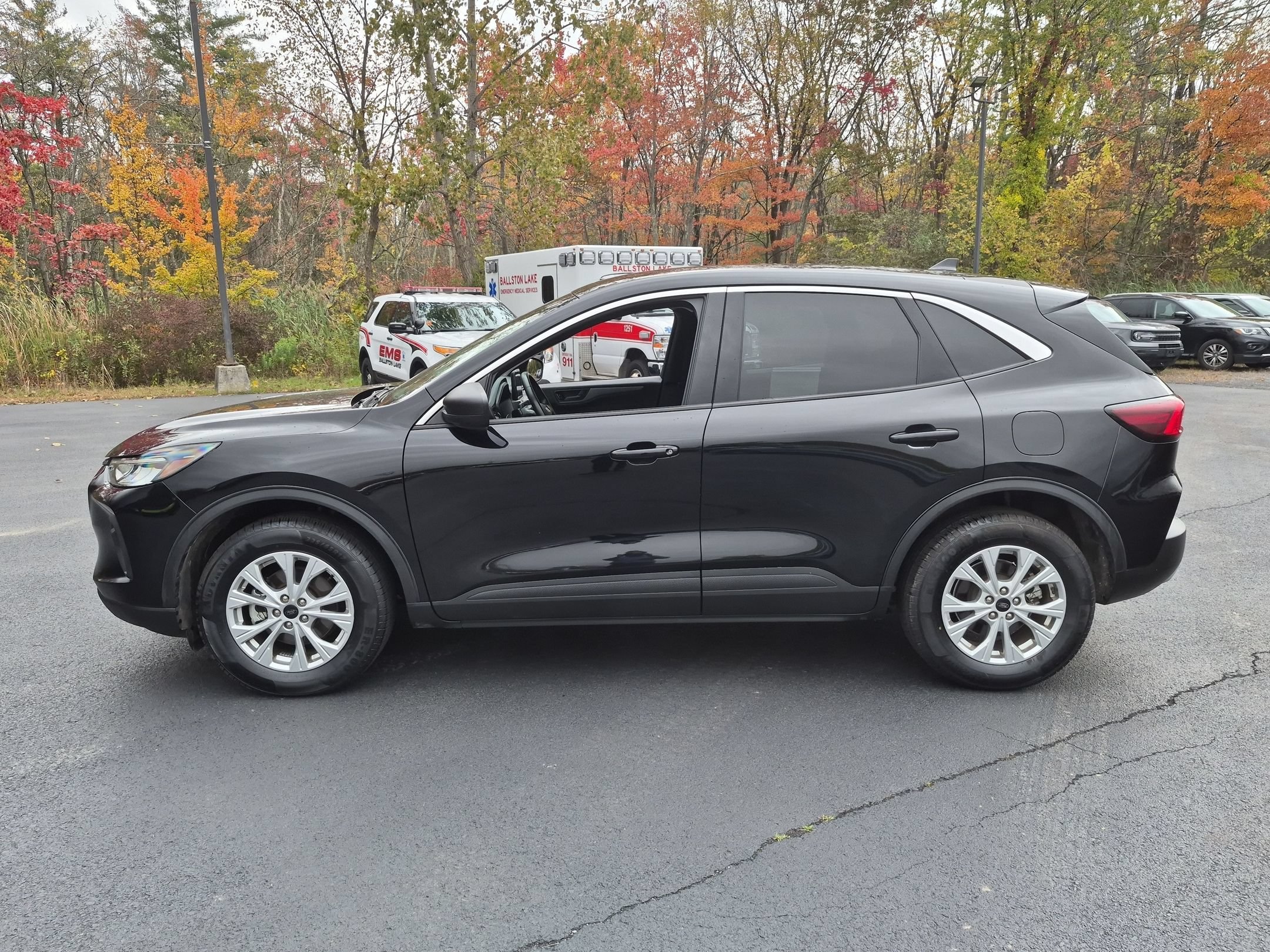 Used 2024 Ford Escape Active AWD/4WD image 6