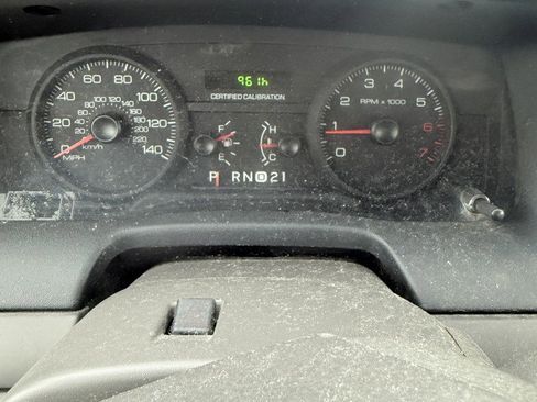 Used 2006 Ford Crown Victoria Police Interceptor image 15